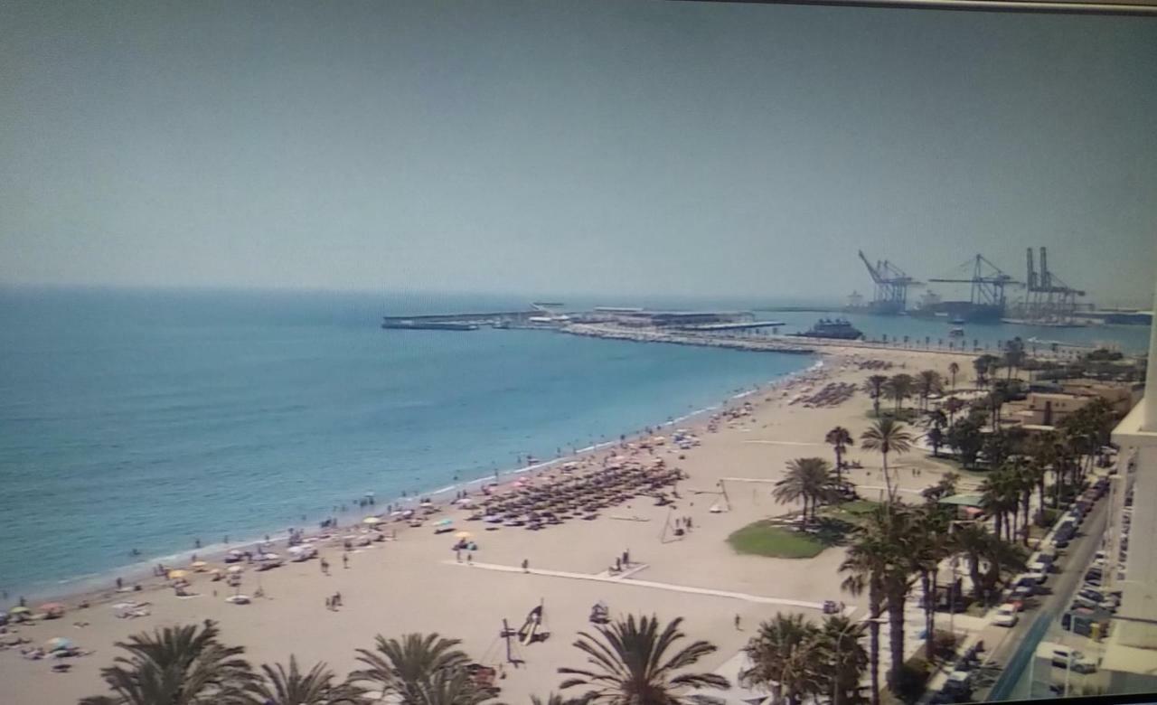 شقة Malagueta Beach مالقة المظهر الخارجي الصورة
