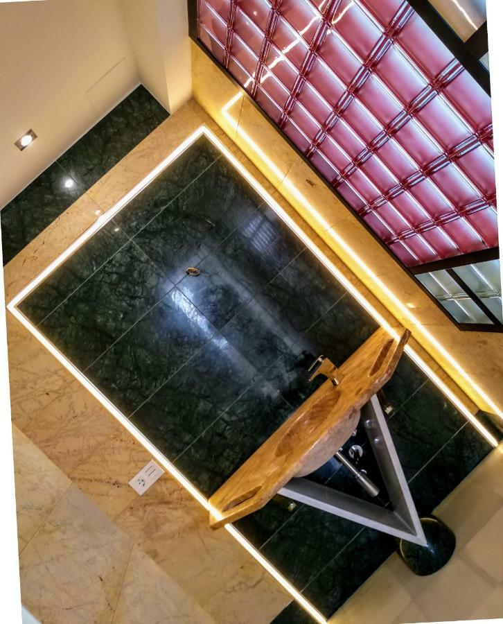 شقة Malagueta Beach مالقة المظهر الخارجي الصورة